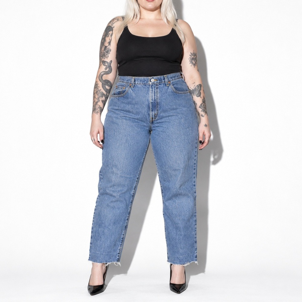 90s Vintage Levis 550 Relaxed Tapered Jeans Womens 16 Blue Medium Wash Denim